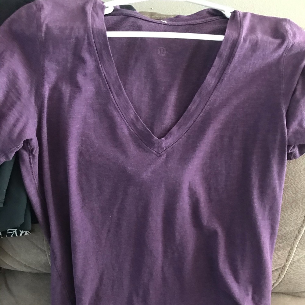 Lululemon Love tee